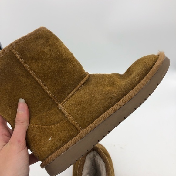 UGG Women’s Chestnut Brown Suede Shearling Lined Classic Short II Boots Size 5.5 - Picture 10 of 13